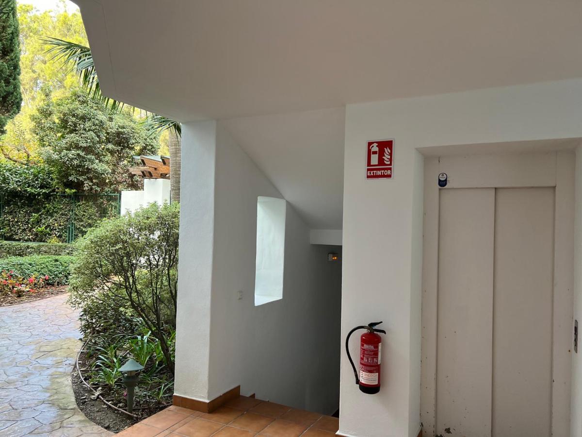 Alcazaba Beach Estepona Exterior foto